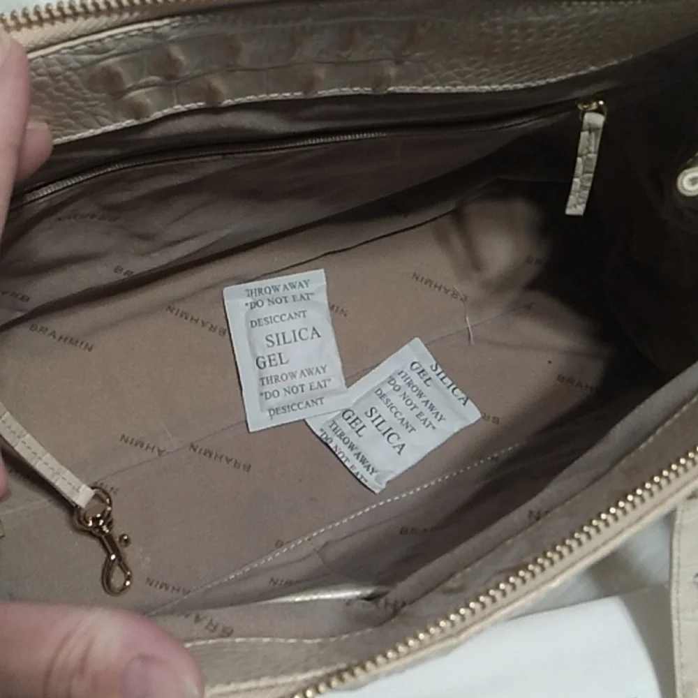SOLD!! NWT Alice Sunglow Melbourne Genuine Leather Brahmin Bag W Dust Bag - Picture 12 of 16